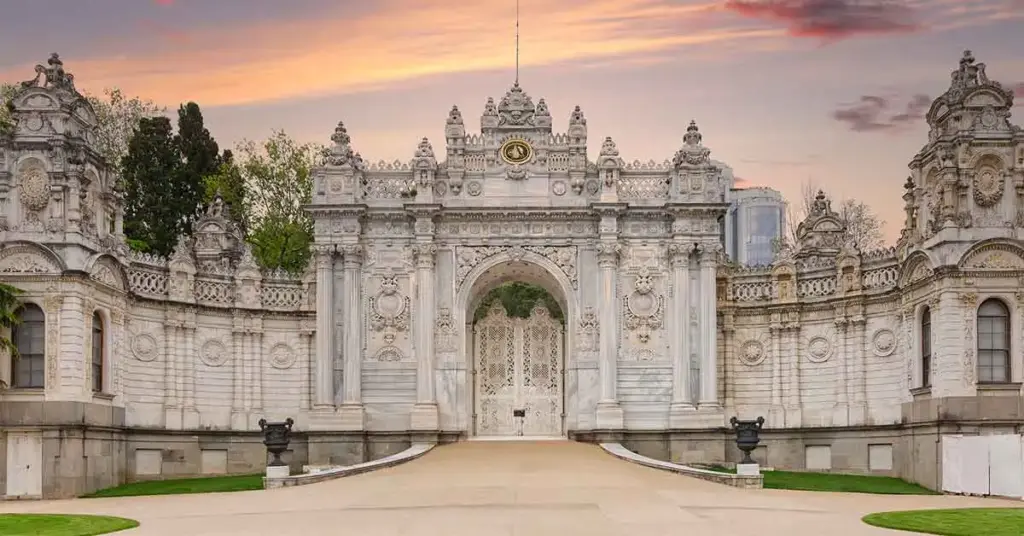 Dolmabahce palace istanbul