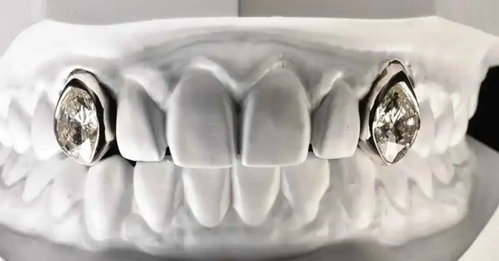 Зубы Поста Мэлоуна