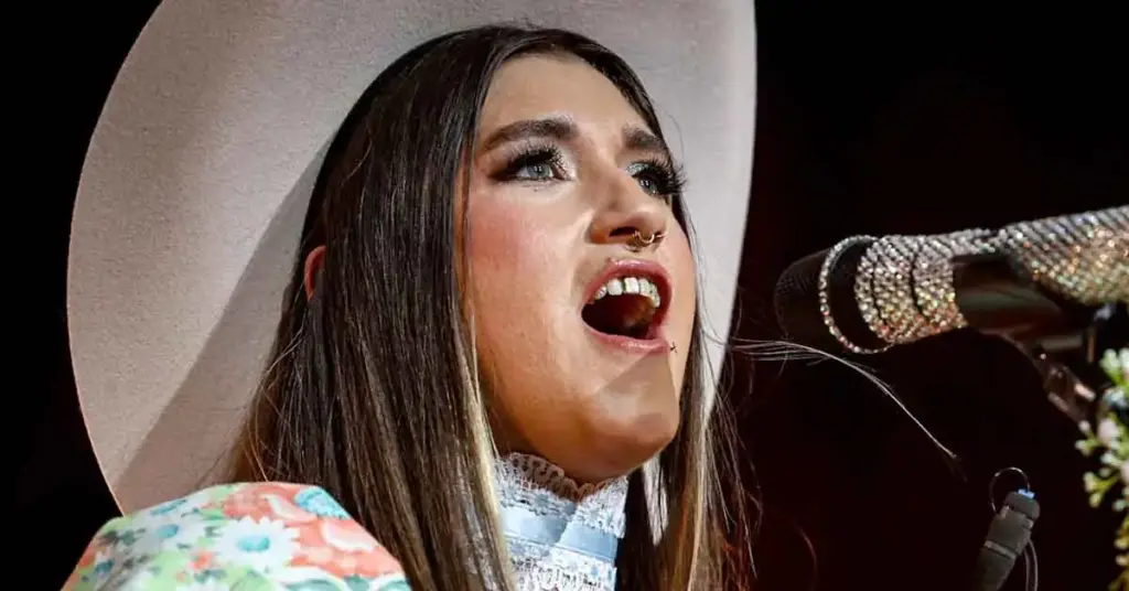 Sierra Ferrell 2015 teeth