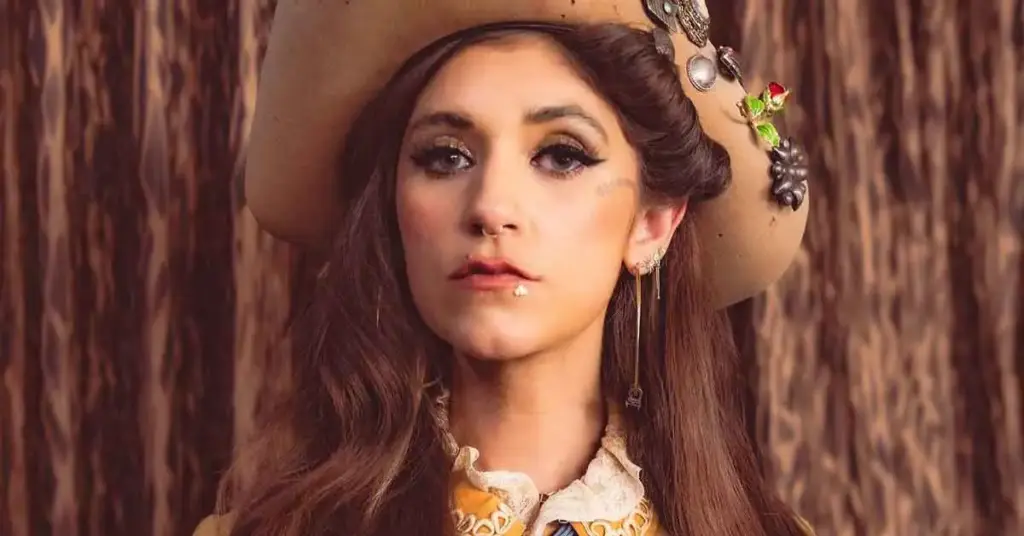 Sierra Ferrell teeth