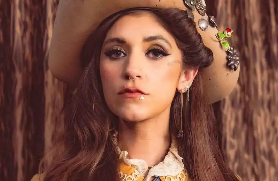 Sierra Ferrell teeth