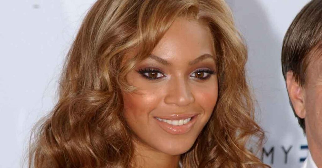 Beyoncé's Teeth - 2000