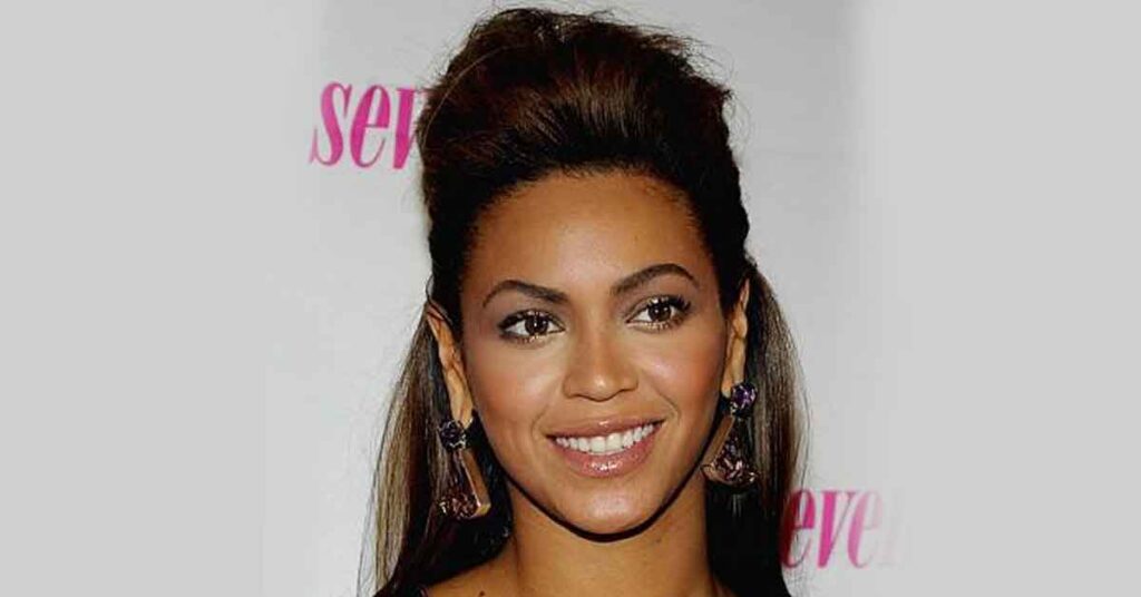 Beyoncé's Teeth - 2008