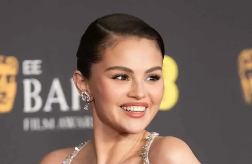 Selena Gomez’s Teeth