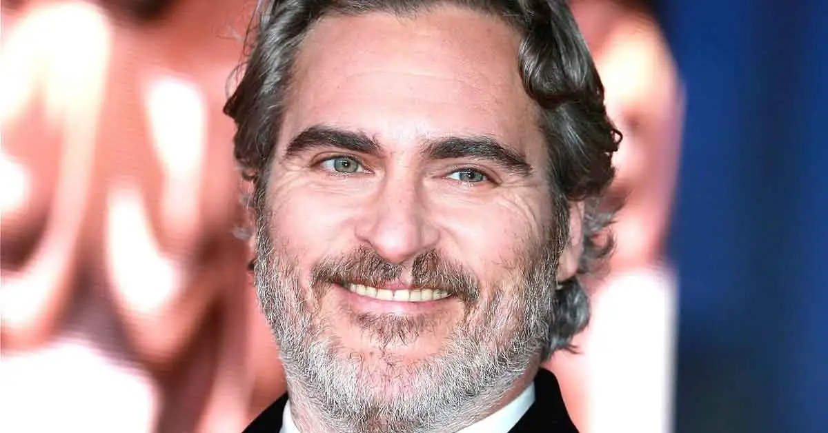 Joaquin Phoenix’s Teeth
