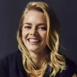Samara Weaving's Teeth